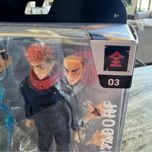 Jujutsu Kaisen Yuji Itadori Action Figure - Red and Black - Picture 3 of 14